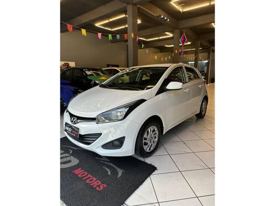 HYUNDAI HB20 1.0 COMFORT PLUS 12V FLEX 4P MANUAL HYUNDAI HB20 1.0 COMFORT PLUS 12V FLEX 4P MANUAL
